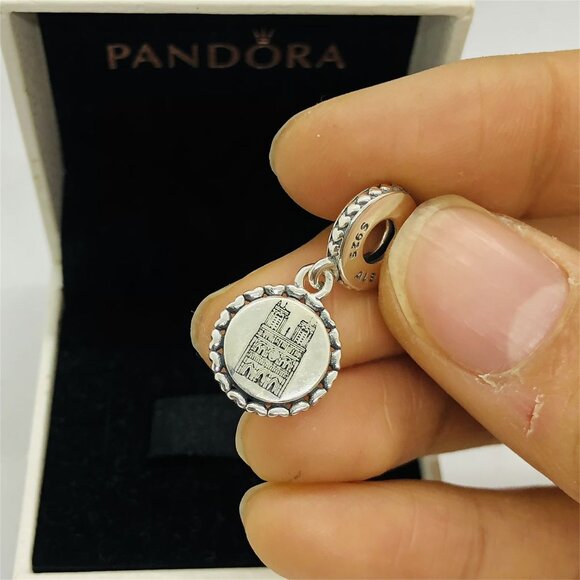 ✨🔥Pandora Paris Charm Notre Charm Dame Charm Travel Charm - Picture 4 of 5
